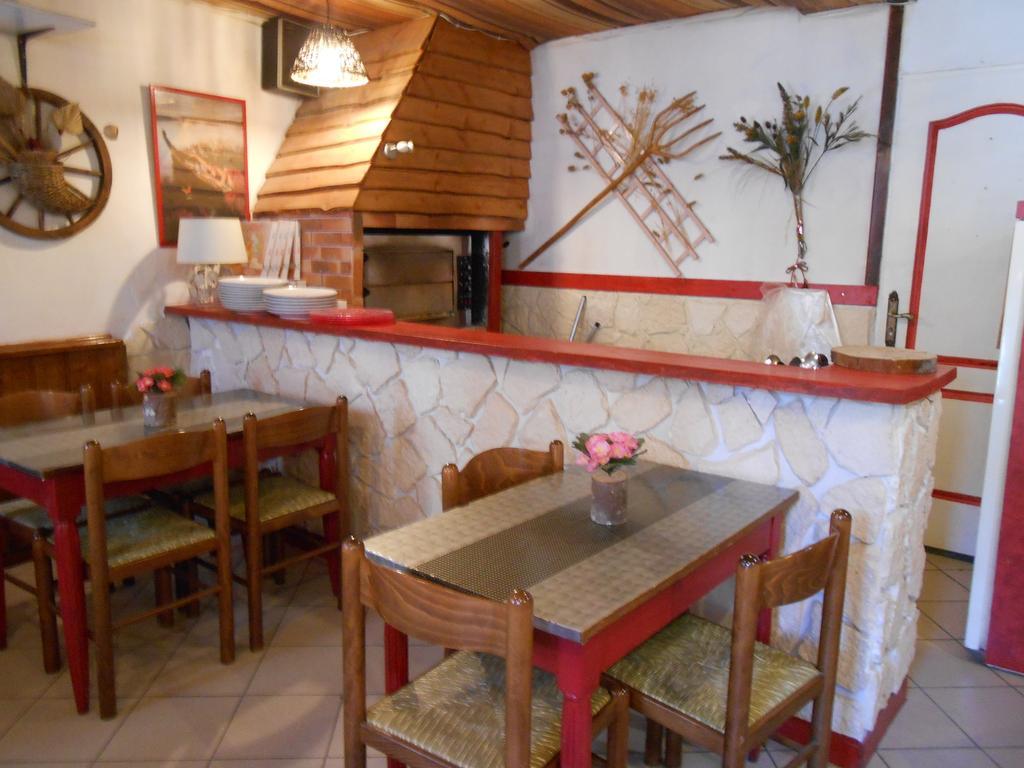 Les 3 Marmottes Hotel Лю-ла-Кроа-От Екстериор снимка
