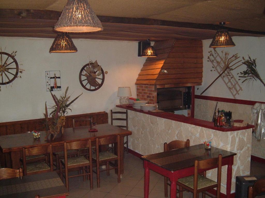 Les 3 Marmottes Hotel Лю-ла-Кроа-От Екстериор снимка