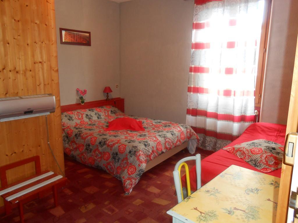 Les 3 Marmottes Hotel Лю-ла-Кроа-От Екстериор снимка
